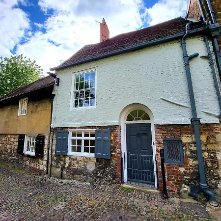 Chapter House *