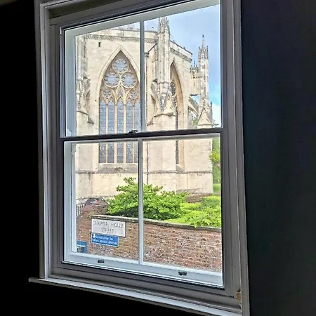 Holiday home Chapter House York
