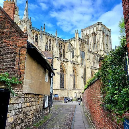 Chapter House York