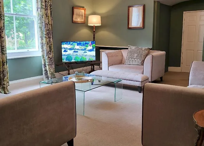 Holiday home Chapter House